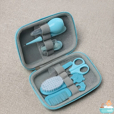 trousse-de-toilette-bebe-garcon-bleu