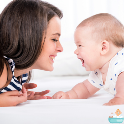 baignoire-bébé-bleue-maman