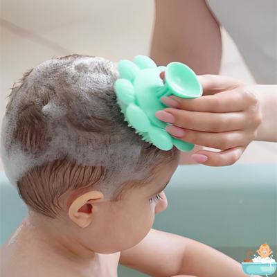 brosse-cheveux-bebe-verte-mousse