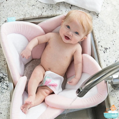 siege-bebe-pour-le-bain-bebe-rose-evier