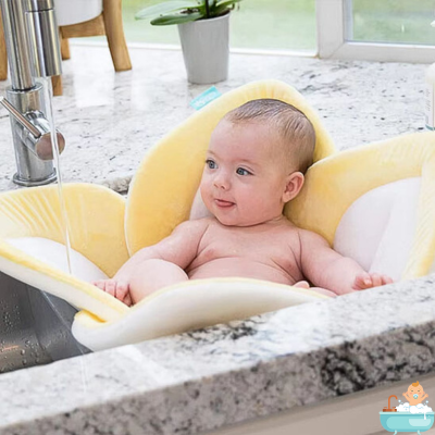 siege-bebe-pour-le-bain-jaune-evier