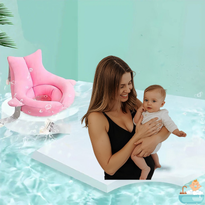 siege-pour-bebe-dans-le-bain-dauphin-eau